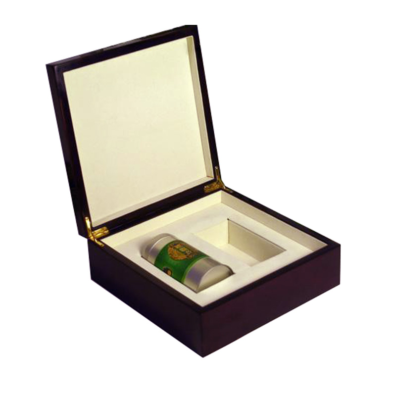 Wooden wine box