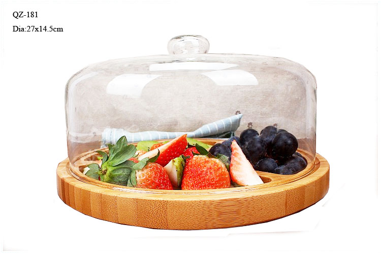 Bamboo cheese board with food cover